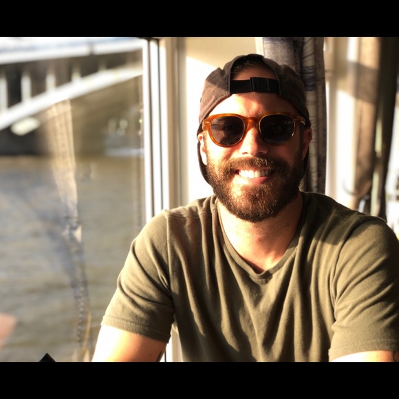 Meet your Posher, Dave - Picture 1 of 1